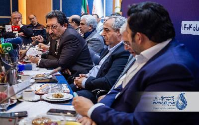 پانار | پارس ساختار | سری دوم گزارش تصویری//نشست مشترک دکتر اتابک وزیر صنعت، معدن و تجارت، نمایندگان عضو کمیسیون صنایع و معادن مجلس شورای اسلامی ،دکتر سرمست استاندار آذربایجان شرقی با حضور دکتر نواده اباذر مدیر ارشد اجرایی گروه صنعتی پارس ساختار و رئیس انجمن فولاد آذربایجان 